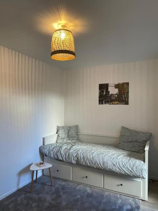 Studio 28 M2 & Jardin Privatif 20 M2 Montigny-le-Bretonneux Exterior photo
